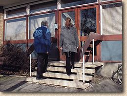 Fast grip on Steps