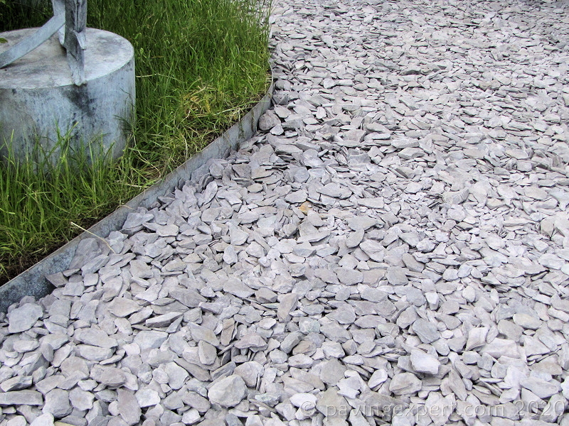 Slate chippings - with a steel edging retainer