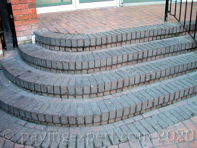Tiered step built using clay pavers