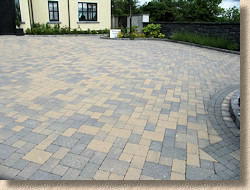 tumbled concrete block pavers