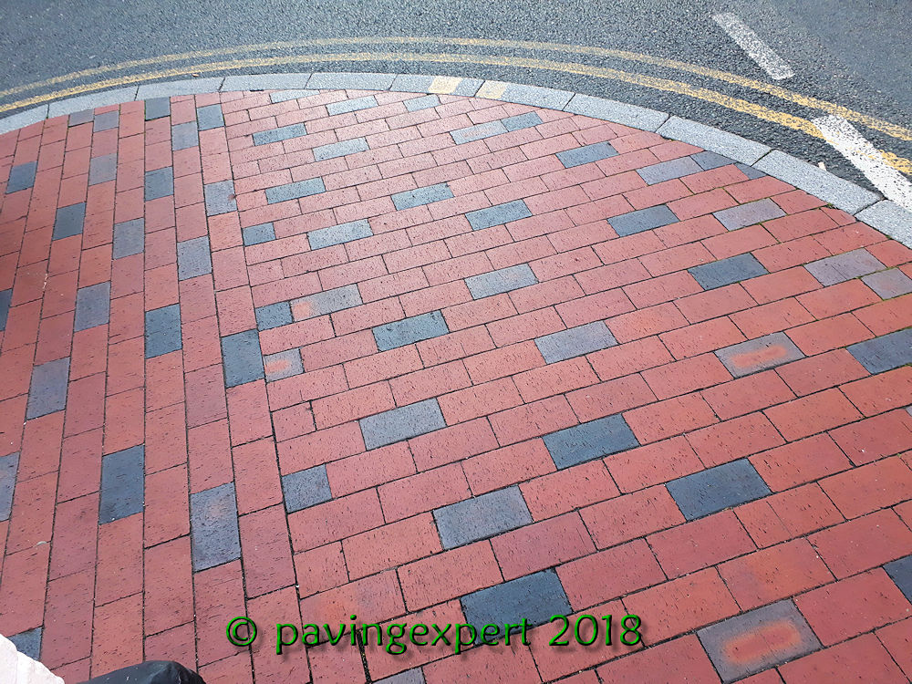 run out corner in clay pavers