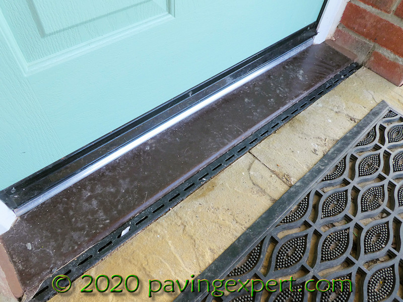 threshold drain in-situ