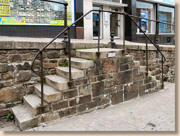 steps with handrail