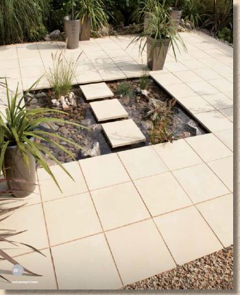 Liscia paving