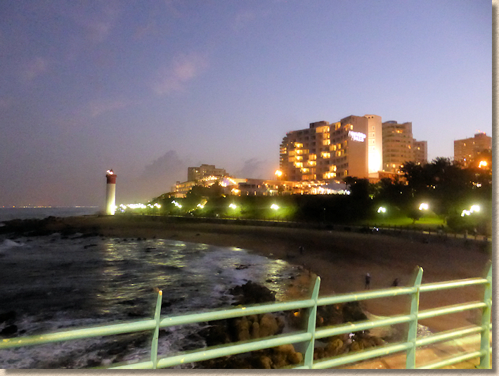 Umhlanga Rocks at dusk