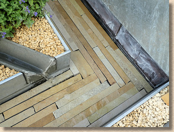 sandstone bed to rill