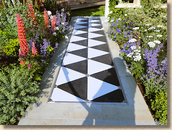 Triangle paving Triangle paving