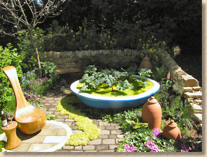 Rhubarb Crumble and Custard Garden