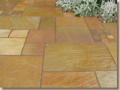 raj sandstone in the wet