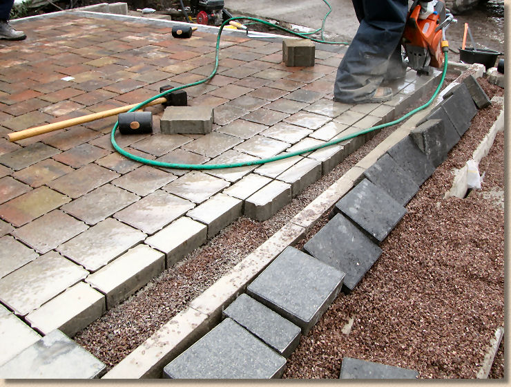 cutting block pavers