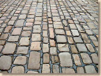 setts of varying widths