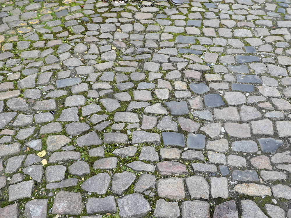 setts or cobbles