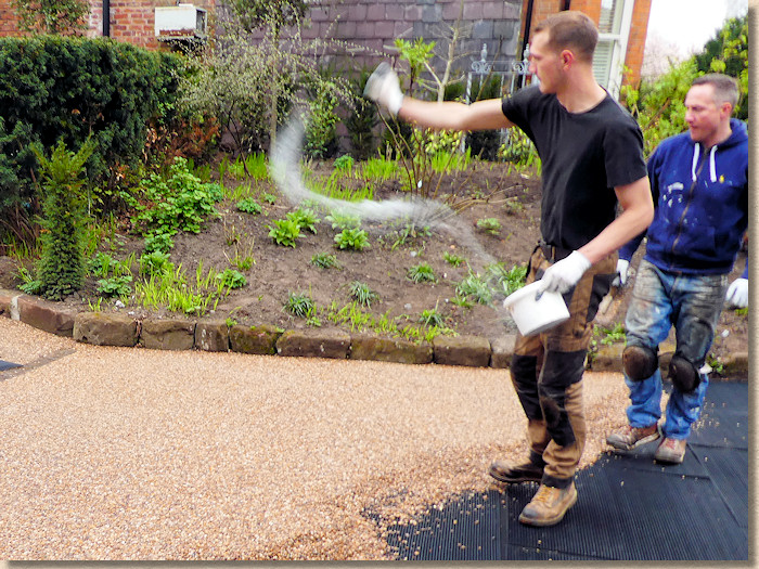 spreading glass powder to aid traction spreading glass powder to aid traction