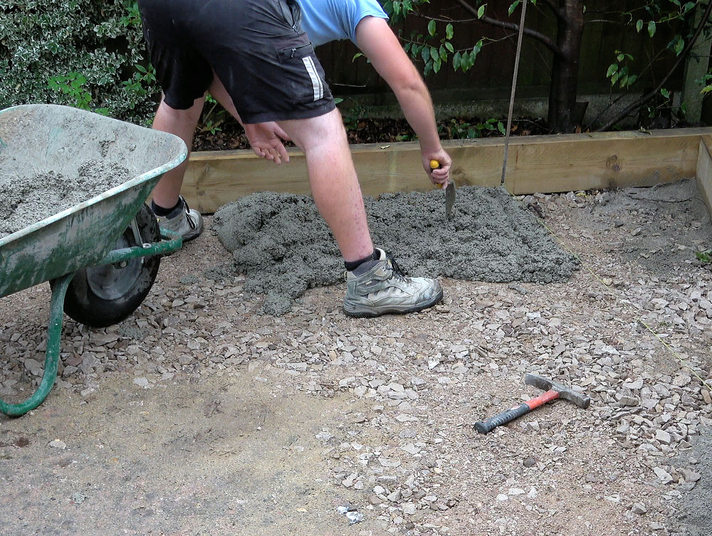 preparing flagstone bed