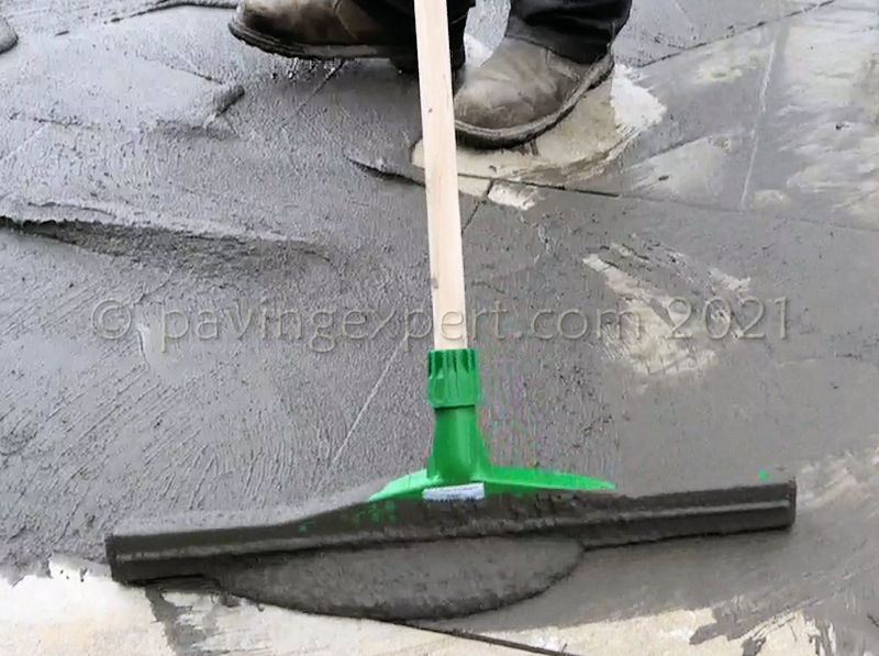 Jointing Paving with Steintec tufftop