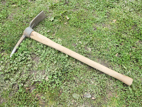 pick axe