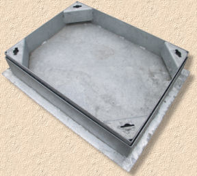 typical recess tray